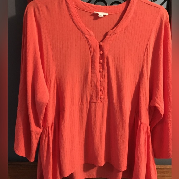 Woman’s Tangerine orange button blouse / Top - Picture 3 of 12